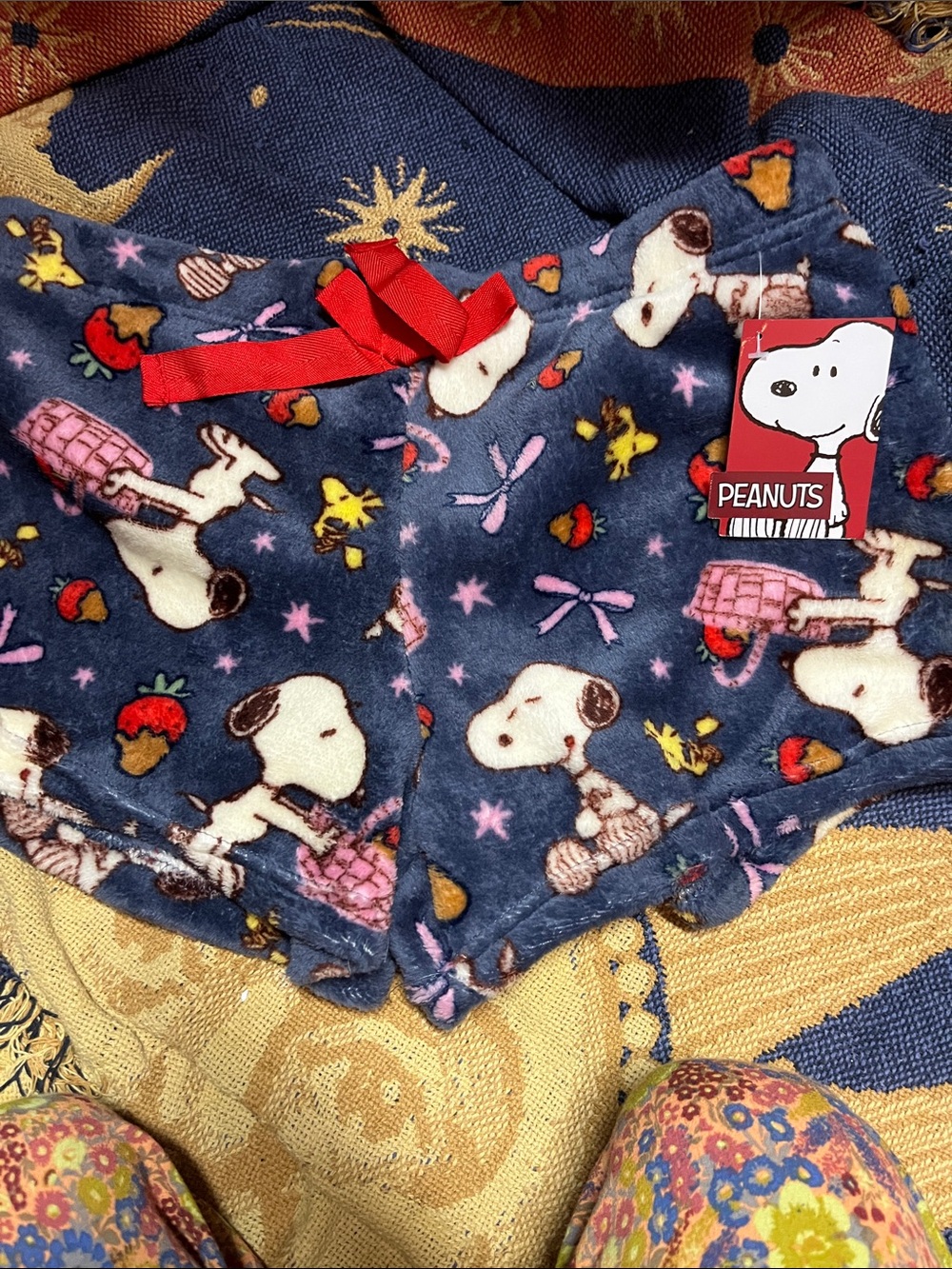 Peanuts Navy Lounge Shorts with Snoopy Xl - Picture 2 of 6